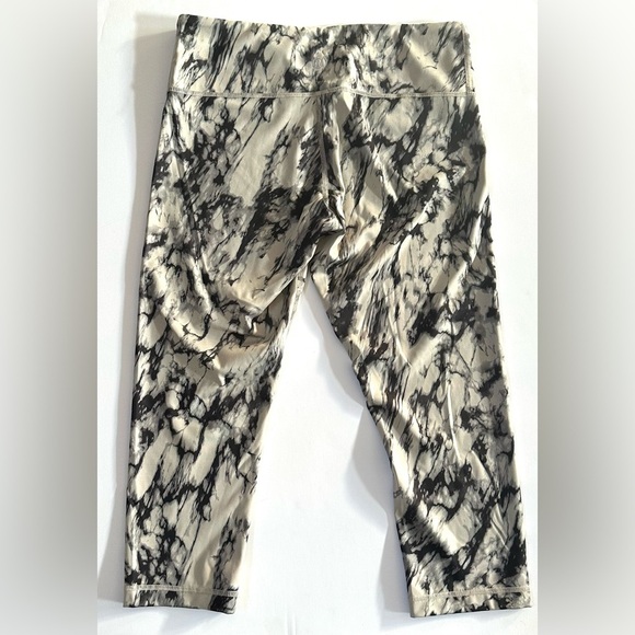 Lululemon Wunder Under Crop Leggings 8 Luxtreme Marble Mid Rise Pocket - Picture 4 of 15